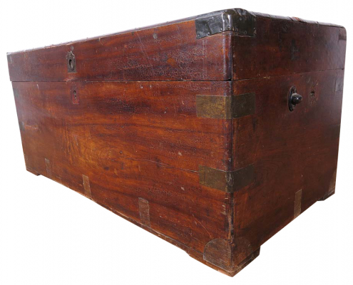 Vintage Wooden Trunk for Hire