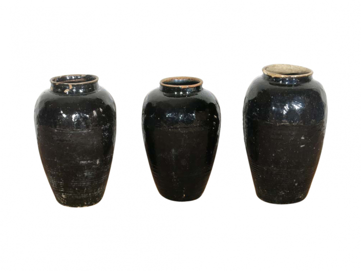 Antique Glazed Pots for Hire